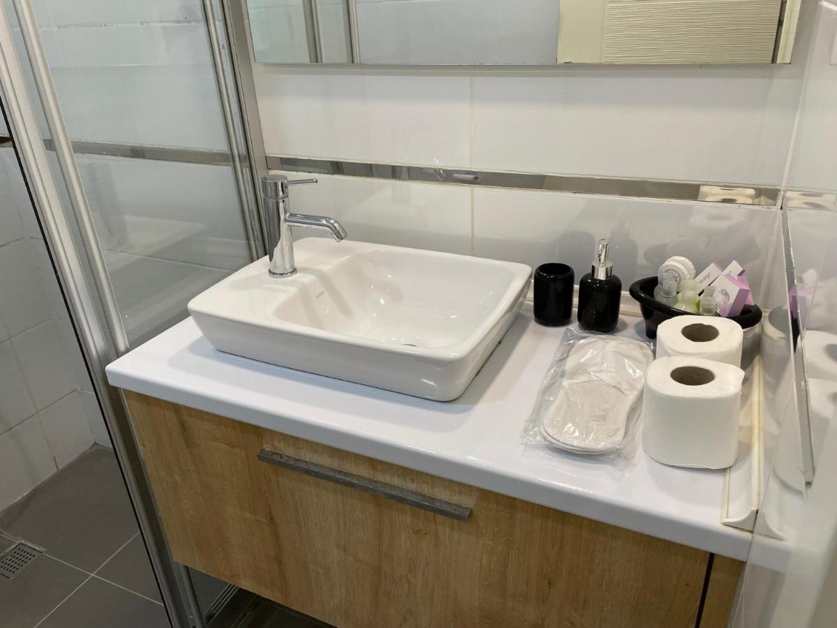 شقة Girne Merkez Cozy 2+1 Daire Wifi +Netflix المظهر الخارجي الصورة