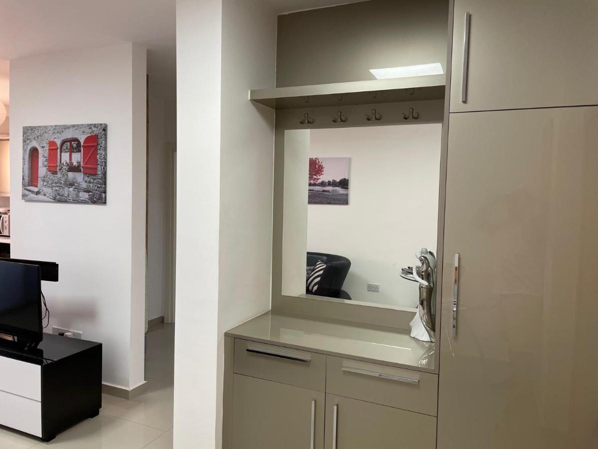 شقة Girne Merkez Cozy 2+1 Daire Wifi +Netflix المظهر الخارجي الصورة