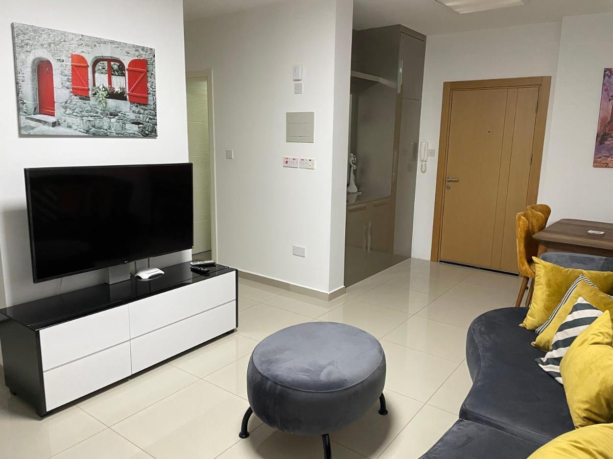 شقة Girne Merkez Cozy 2+1 Daire Wifi +Netflix المظهر الخارجي الصورة